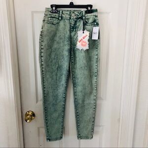 NWT HOT KISS Green acid wash high rise ankle jegging jeans size 0